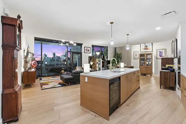 70 Rainey St #1908, Austin, TX 78701