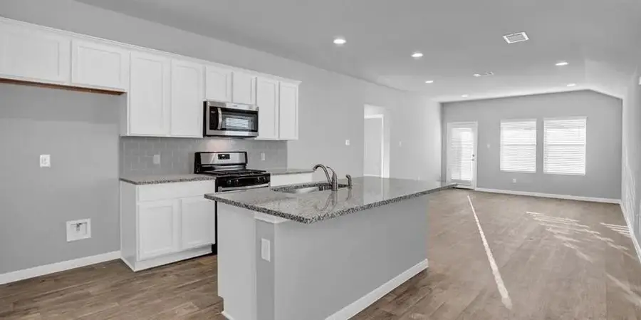 211 Hamilton Pool Ln, Bastrop, TX 78602 - #3