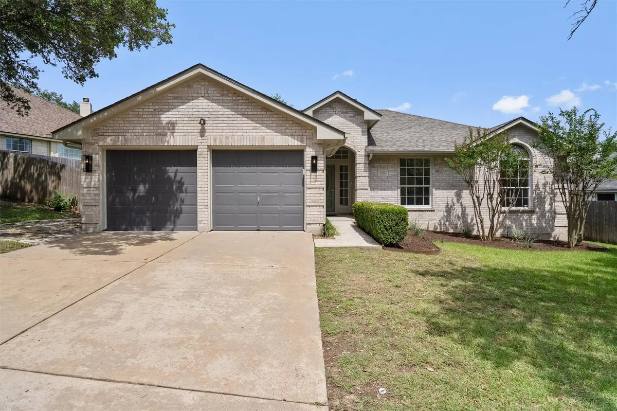 7018 Auckland Dr, Austin, TX 78749 - #1