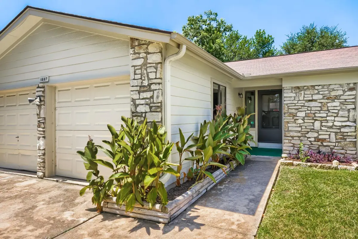 1907 Mirabeau St, Austin, TX 78727 - #1