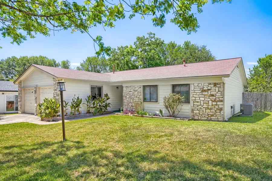 1907 Mirabeau St, Austin, TX 78727 - #3