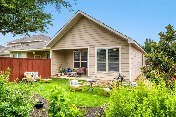 418 High Tech Dr, Georgetown, TX 78626