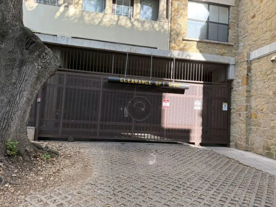 2505 San Gabriel St #609, Austin, TX 78705 - #2