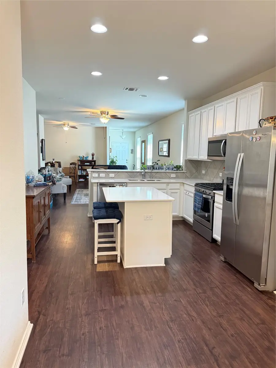 281 La Dera Dr, Liberty Hill, TX 78642 - #3