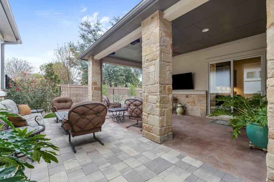 317 Skyflower Dr, Georgetown, TX 78628 - Image #2