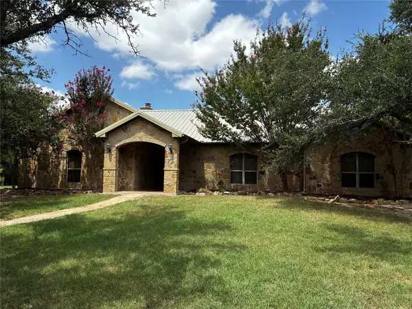 2072 County Road 1025, Lampasas, TX 76550