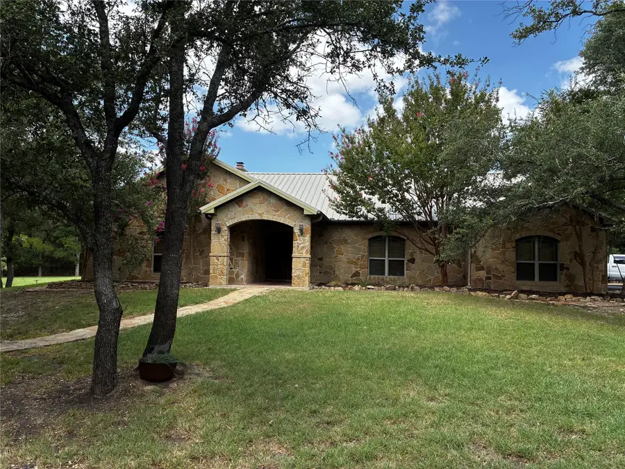 2072 County Road 1025, Lampasas, TX 76550 - #2