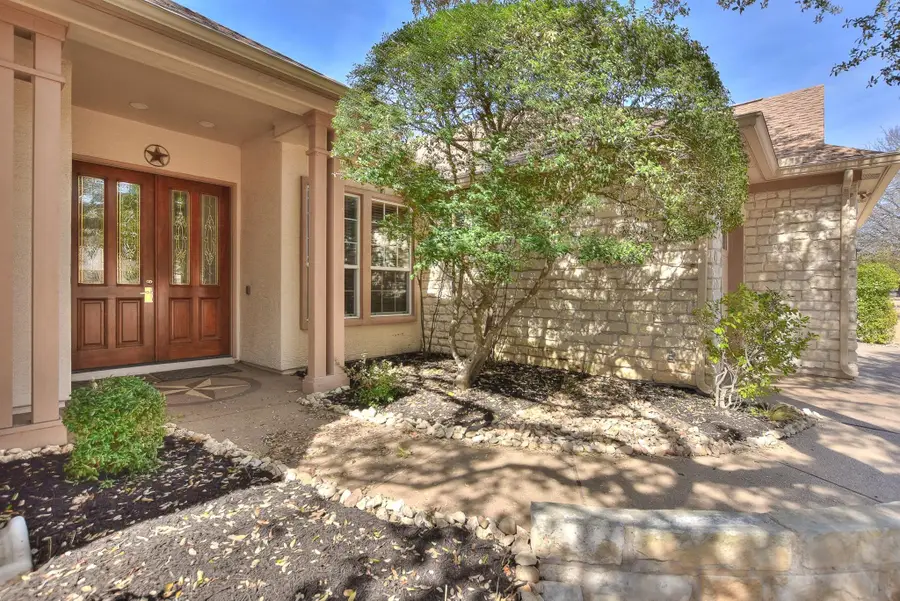 106 Longhorn Trl, Georgetown, TX 78633 - #3