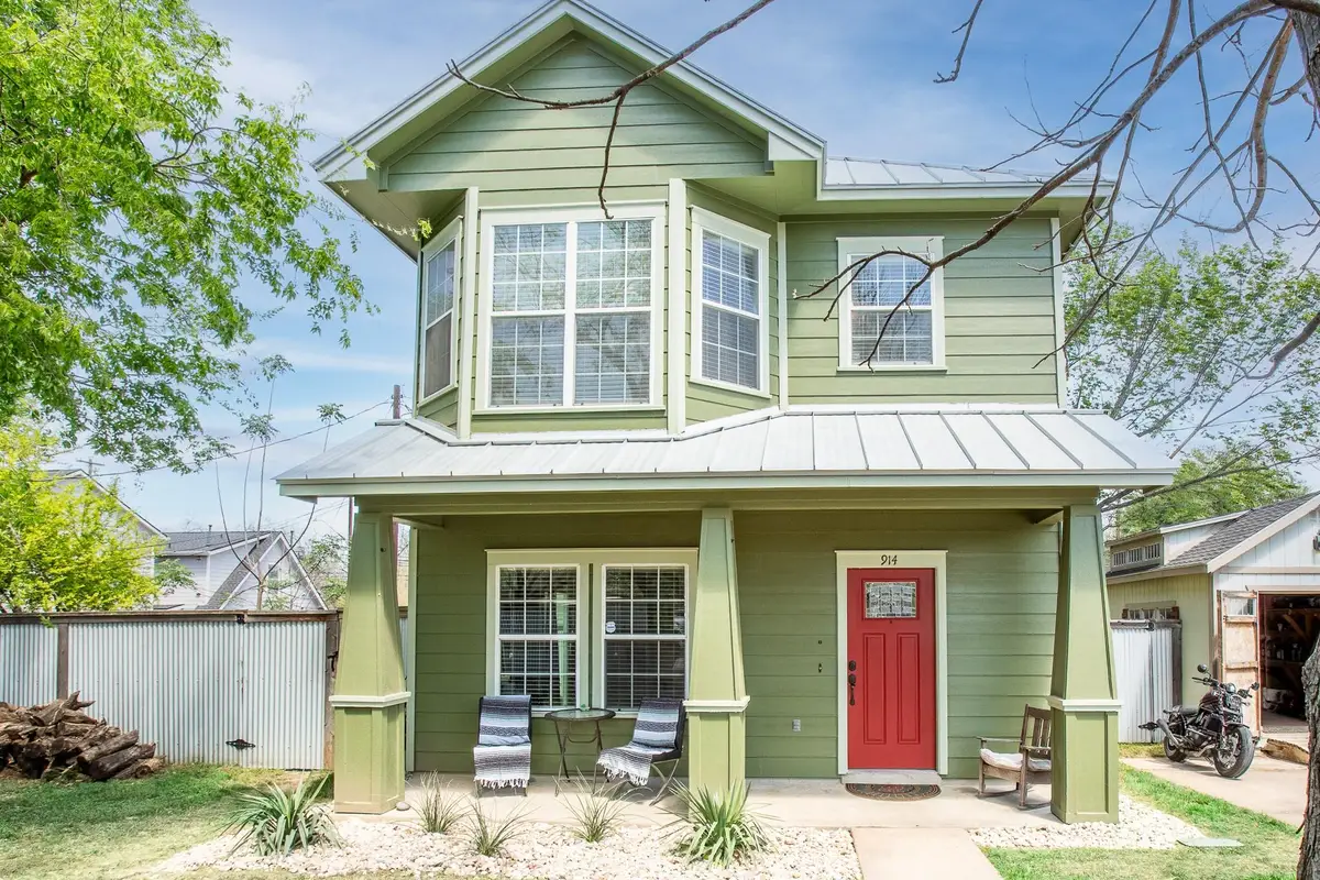 914 Bret Ln, Austin, TX 78721 - #1