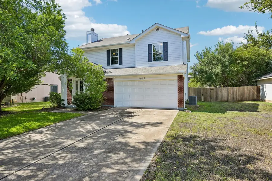 607 Sparkling Brook Ln, Leander, TX 78641 - #2