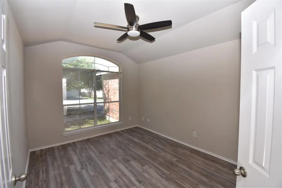 1004 Grey Castle Dr, Pflugerville, TX 78660 - #3