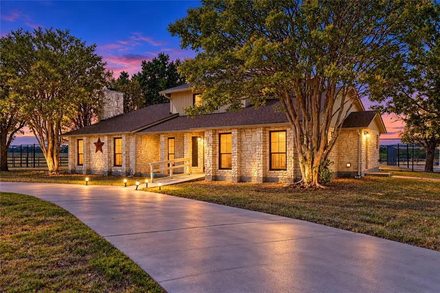 2750 County Road 100, Hutto, TX 78634 - #3