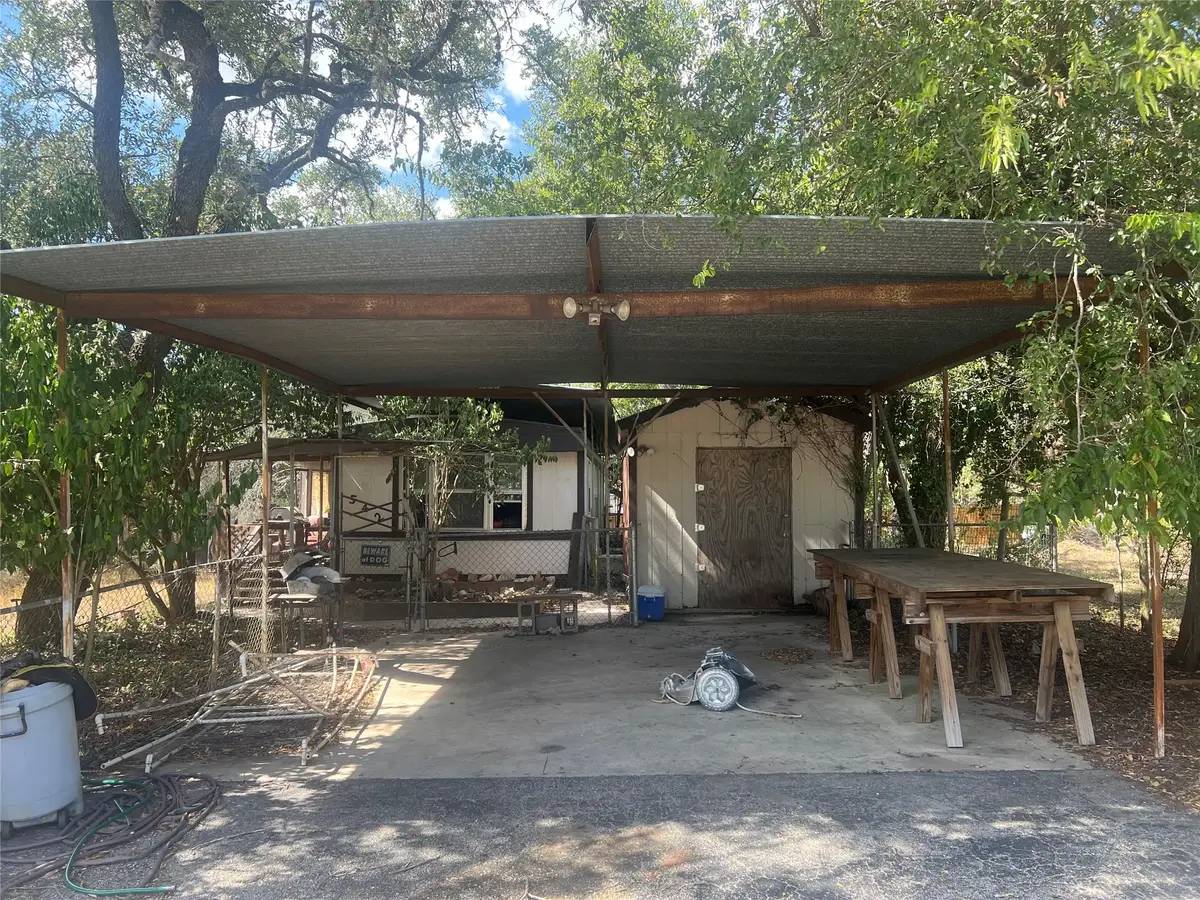 542 Flintstone Dr, Canyon Lake, TX 78133 - #1