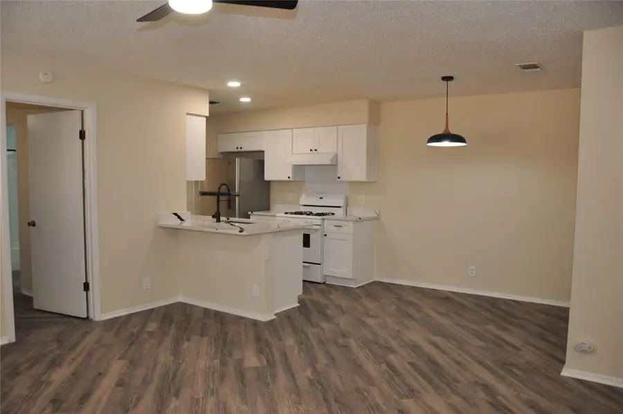804 Osage Dr, Leander, TX 78641 - #2