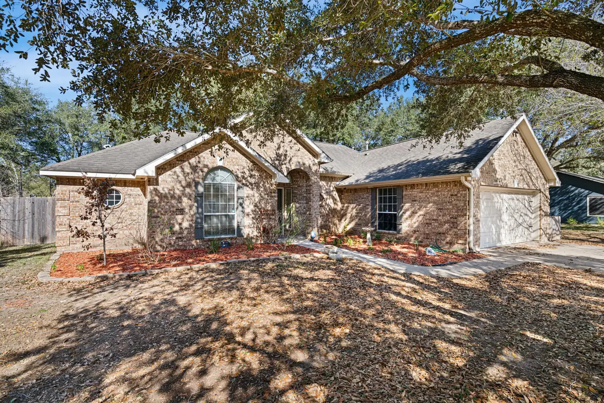 705 Trochta St, El Campo, TX 77437 - Image #1