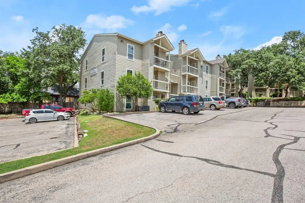 114 E 31st St #112, Austin, TX 78705 - Image #1