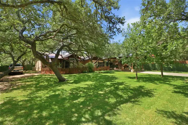 102 N Lake Hills Dr, Austin, TX 78733