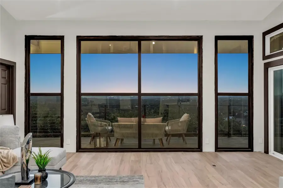 112 Paragon Ct, Lakeway, TX 78734 - Image #3