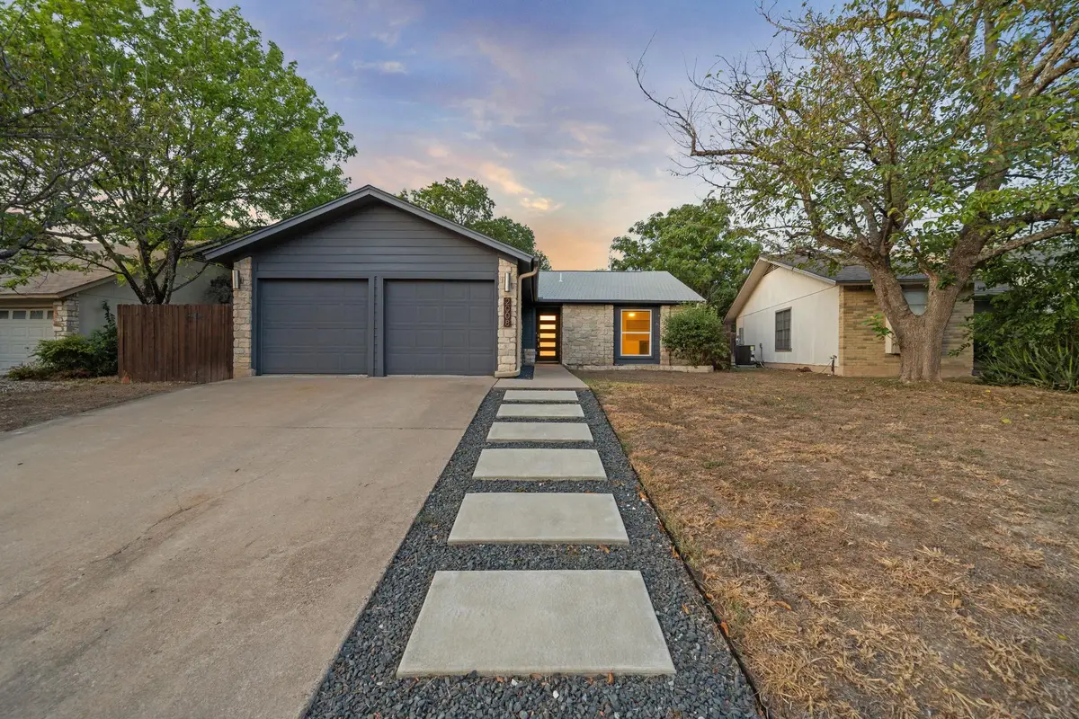 2008 Carriage Park Ln, Austin, TX 78727 - #1