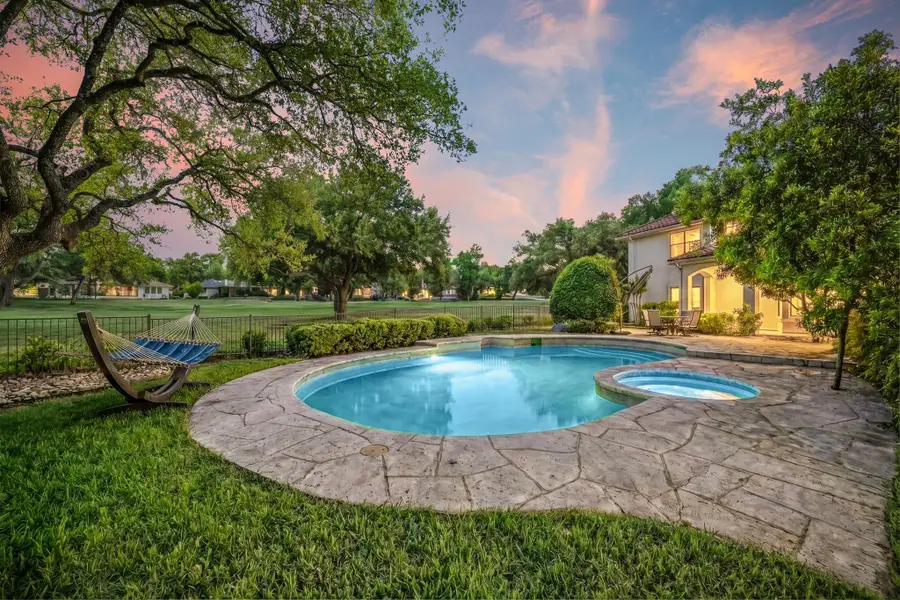 402 Zephyr St, Lakeway, TX 78734 - #3
