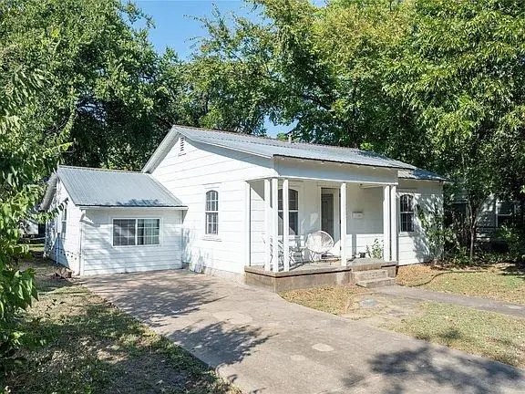 1028 E 43rd St, Austin, TX 78751 - #1