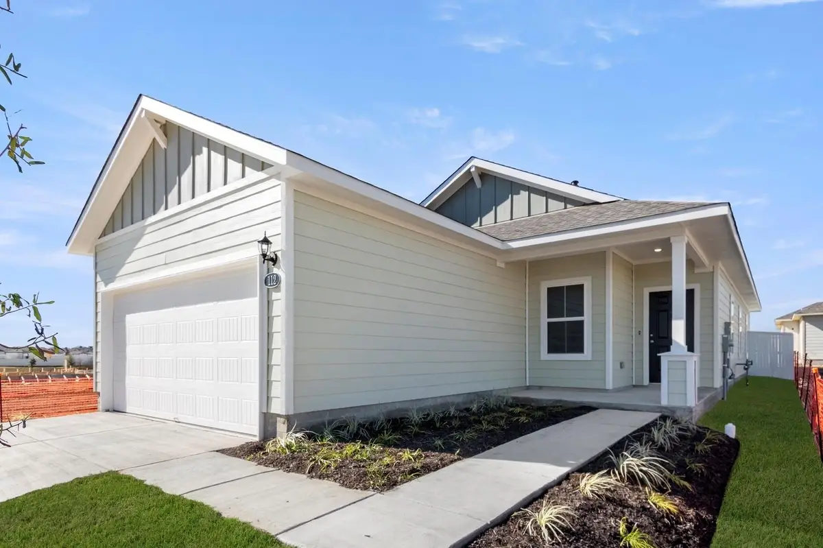 112 Bountiful Ln, Elgin, TX 78621 - Image #1