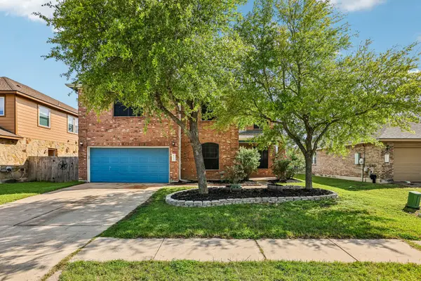 112 Floating Leaf Dr, Hutto, TX 78634
