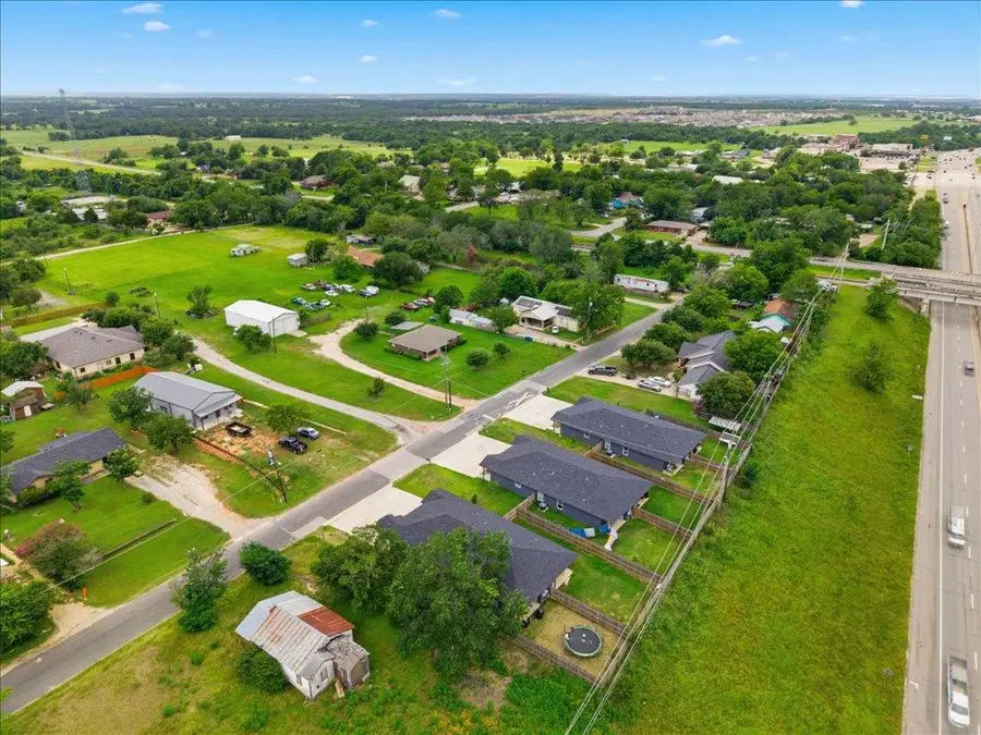 109 Fisher St #A & B, Elgin, TX 78621 - #3