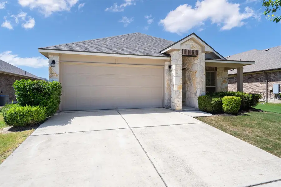 612 Heinatz Flat Ln, Leander, TX 78641 - #2