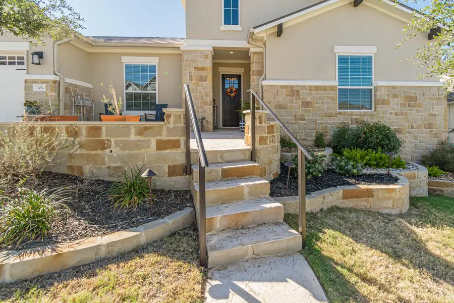 109 Twirling Pecan Cv, San Marcos, TX 78666 - Image #2