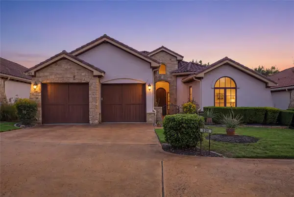 321 Jack Nicklaus Dr, Lakeway, TX 78738