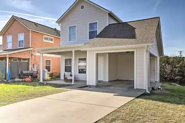 1404 E 3rd St, Georgetown, TX 78626