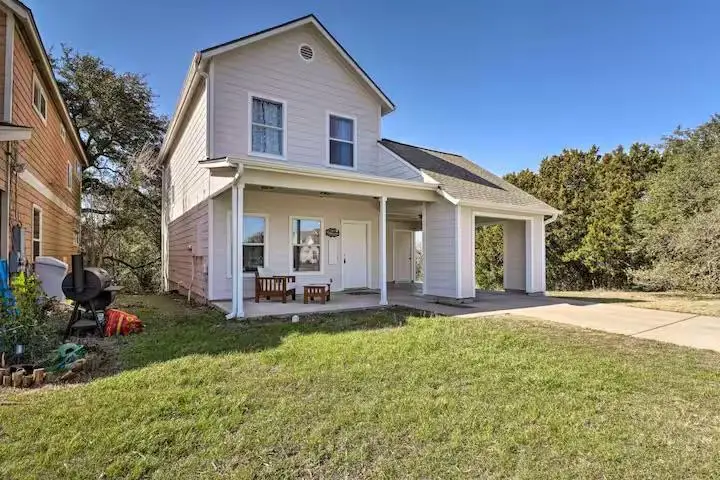 1404 E 3rd St, Georgetown, TX 78626 - #2