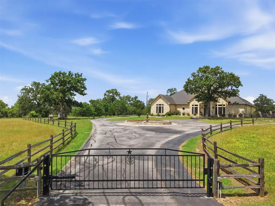 2936 Fm 1704, Elgin, TX 78621 - #3