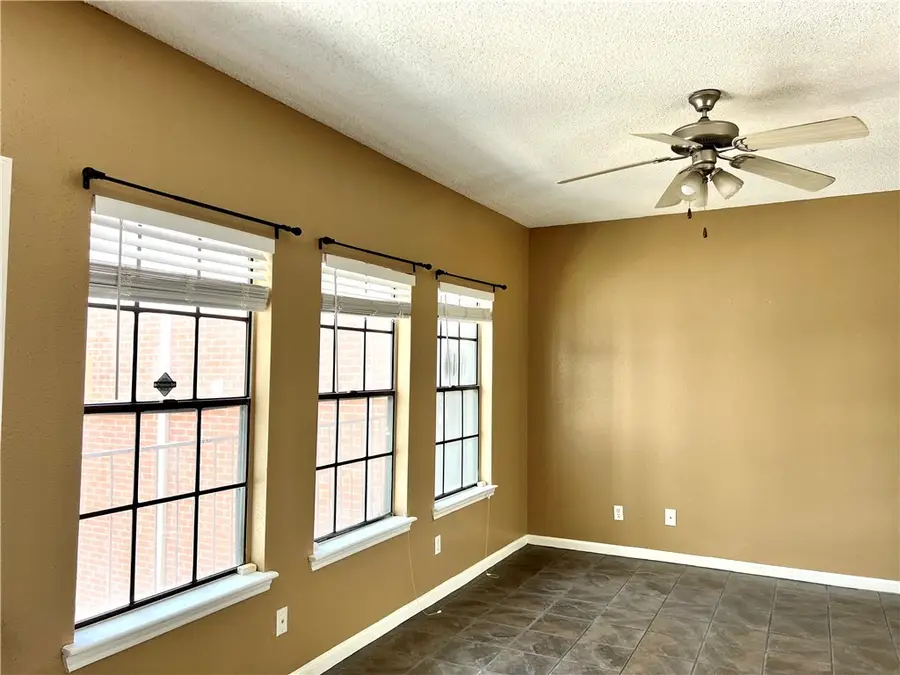 712 W 21st St #203, Austin, TX 78705 - #3