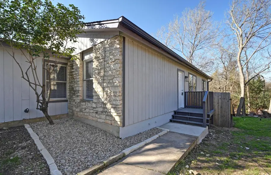 5303 Spring Meadow Rd, Austin, TX 78744 - #3
