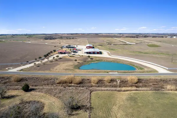 5300A County Road 424, Taylor, TX 76574