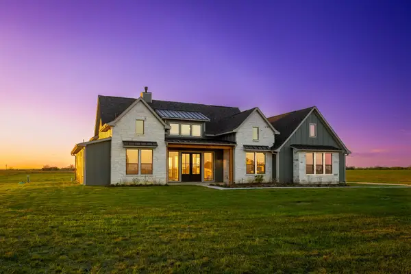 114 Country View Lane Rd, Schulenburg, TX 78956