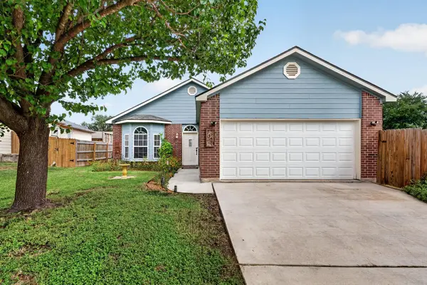 1100 Mira Loma Ln, San Marcos, TX 78666