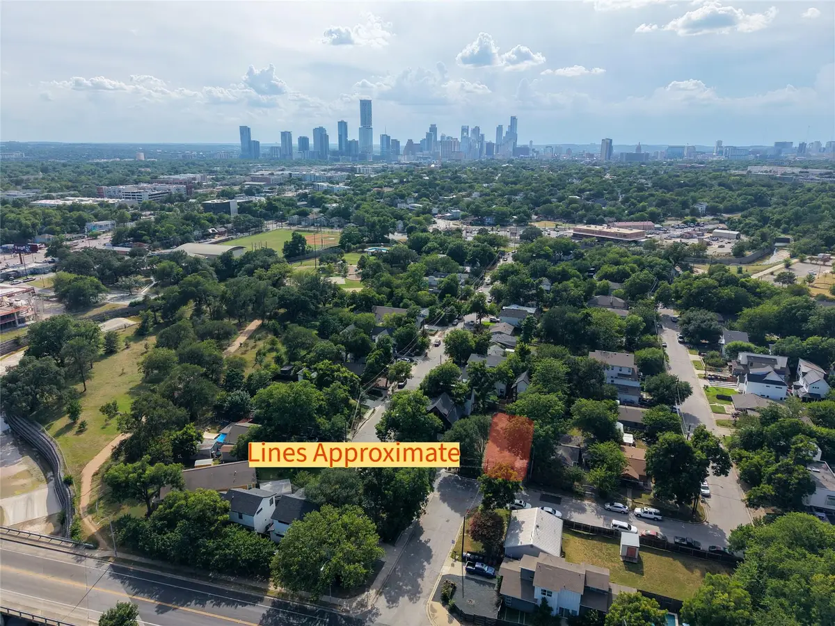 802 Maude St, Austin, TX 78702 - #1