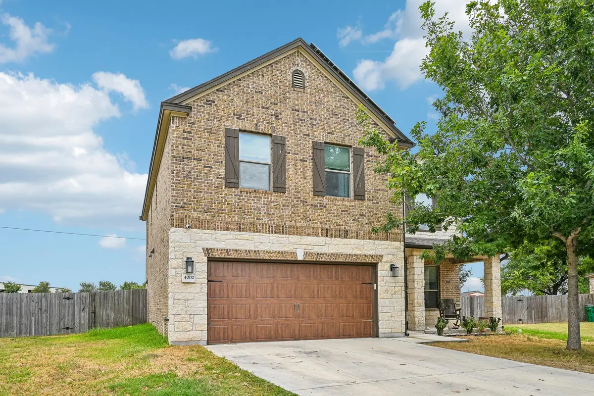 4002 Kings Canyon Dr, Taylor, TX 76574 - #1