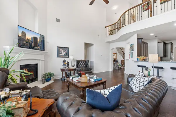 198 Senna Dr, Dripping Springs, TX 78620