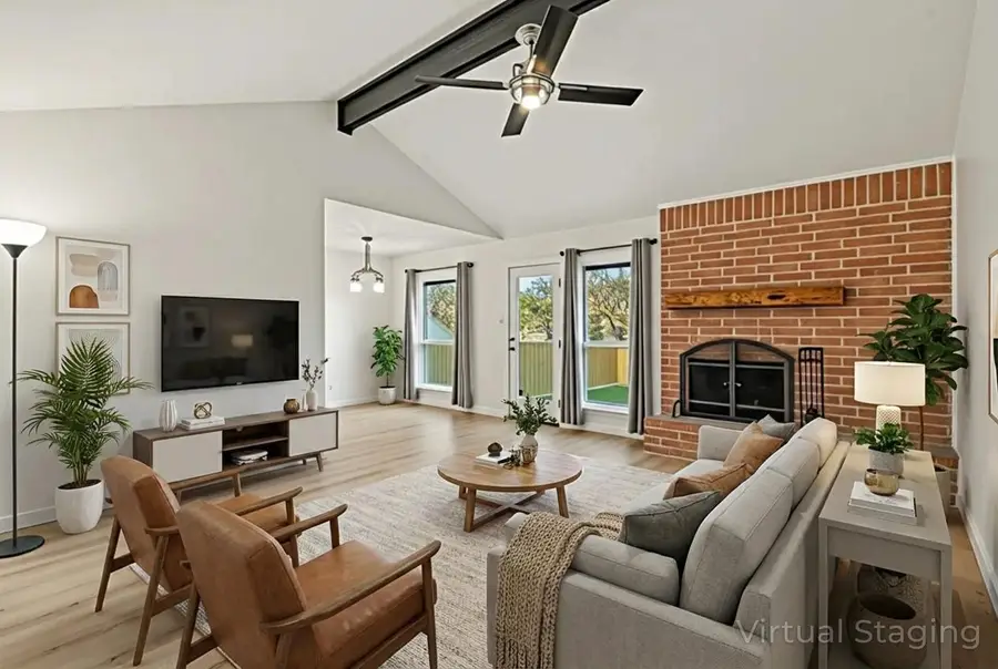 7016 Crosswood Dr, Austin, TX 78745 - Image #2