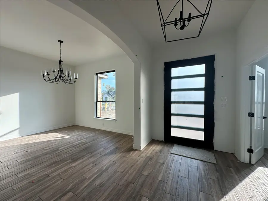 818 Eagle Heights Dr, Salado, TX 76571 - Image #3