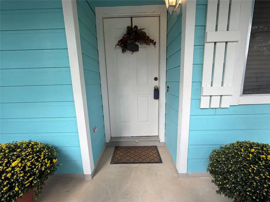 309 E Wild Senna Dr, Pflugerville, TX 78660 - Image #2