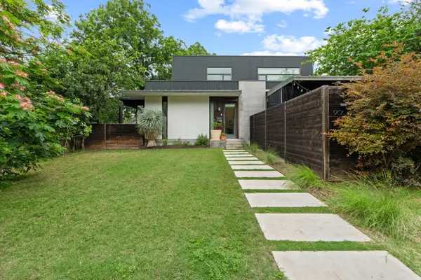900 Karen Ave #A, Austin, TX 78757