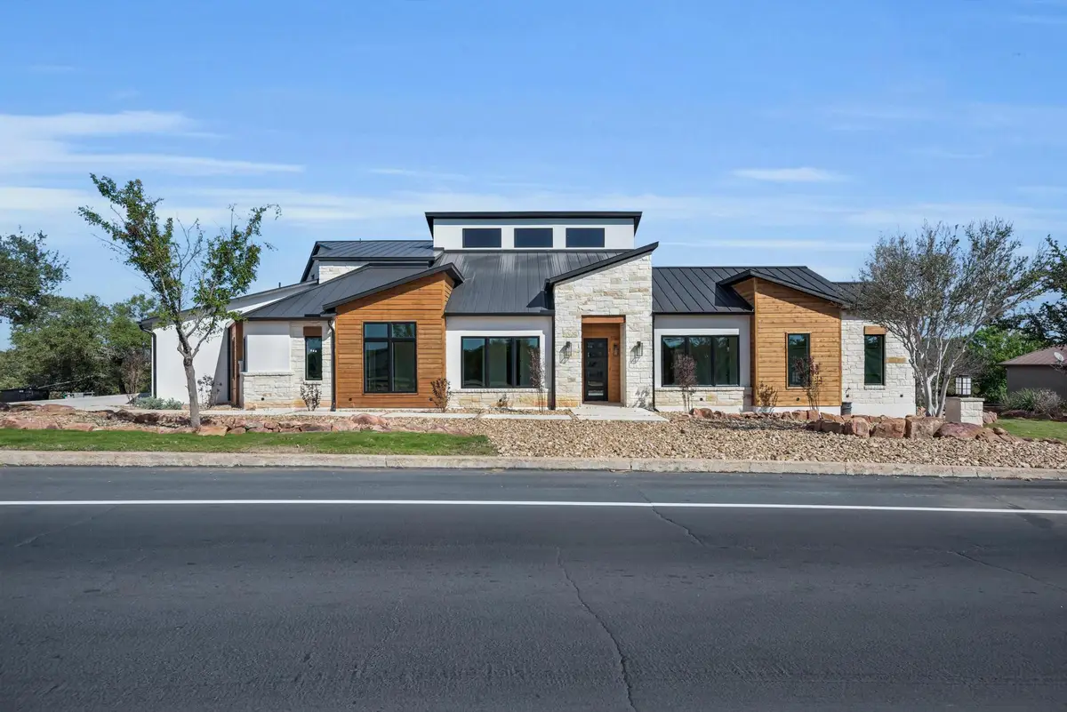 101 Silver Way W, Horseshoe Bay, TX 78657 - Image #1