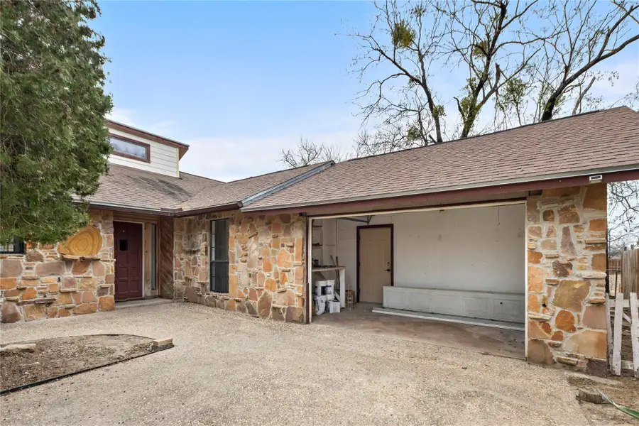 850 Fir Ln, Cottonwood Shores, TX 78657 - Image #2