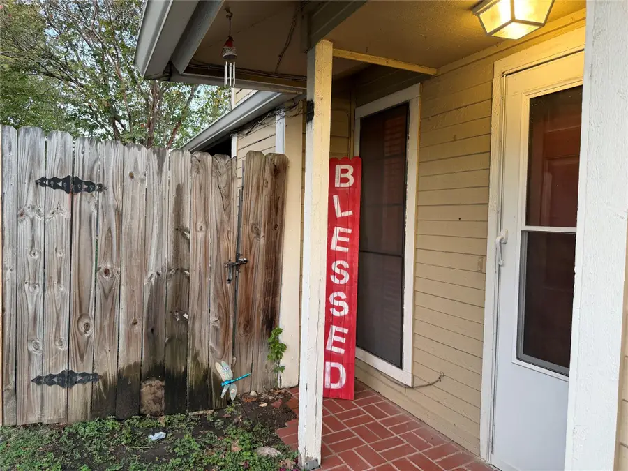 1910 Margalene Way, Austin, TX 78728 - Image #3