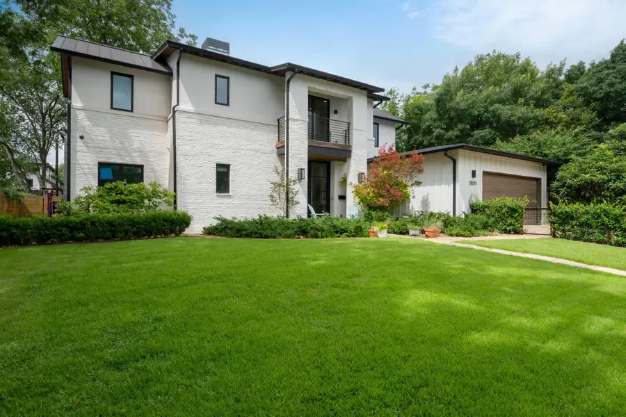 2021 Ford St, Austin, TX 78704 - #2